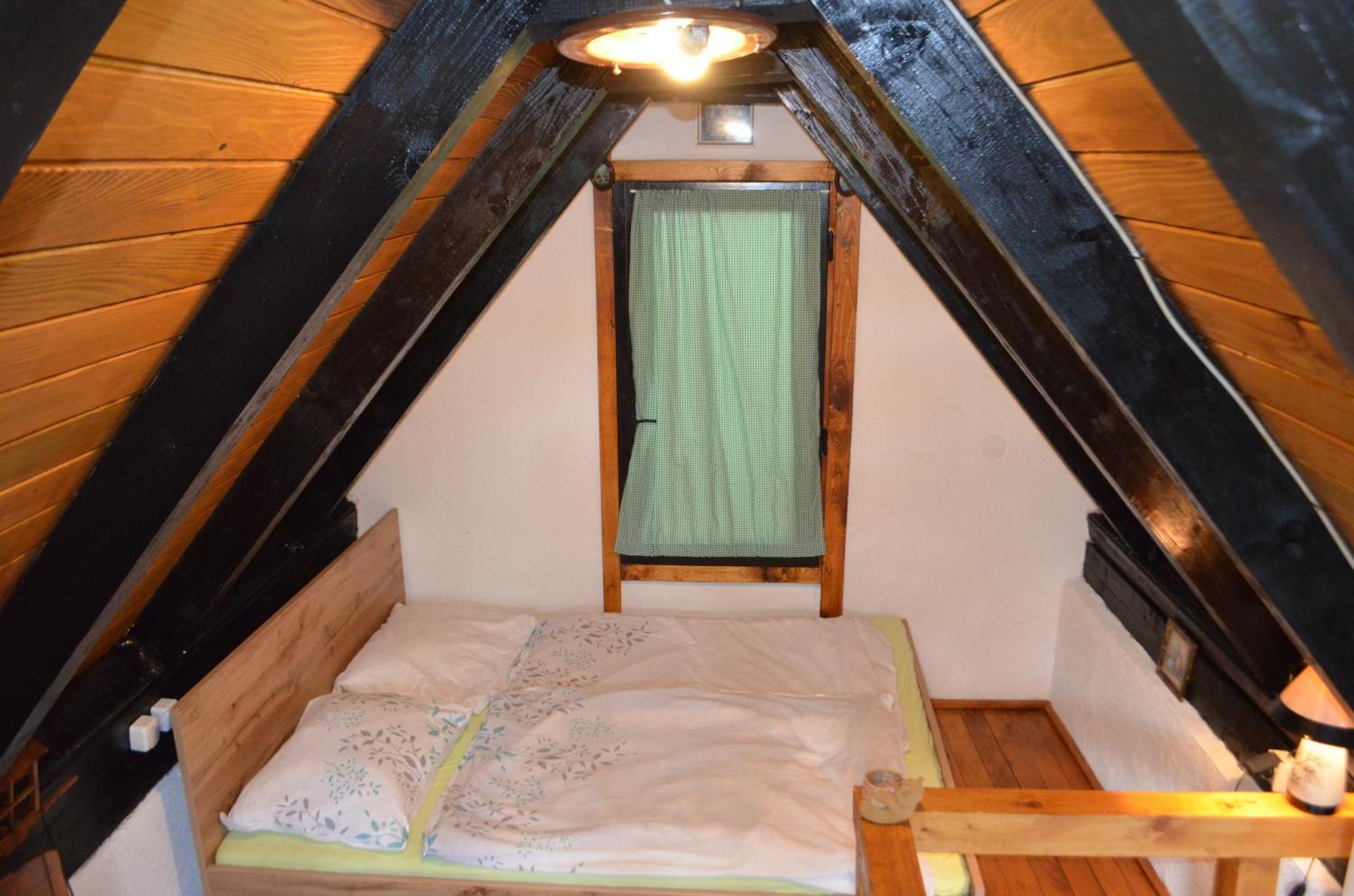 Ivona - Kuca Za Odmor Perusic - Stara Lika Apartment Luaran gambar